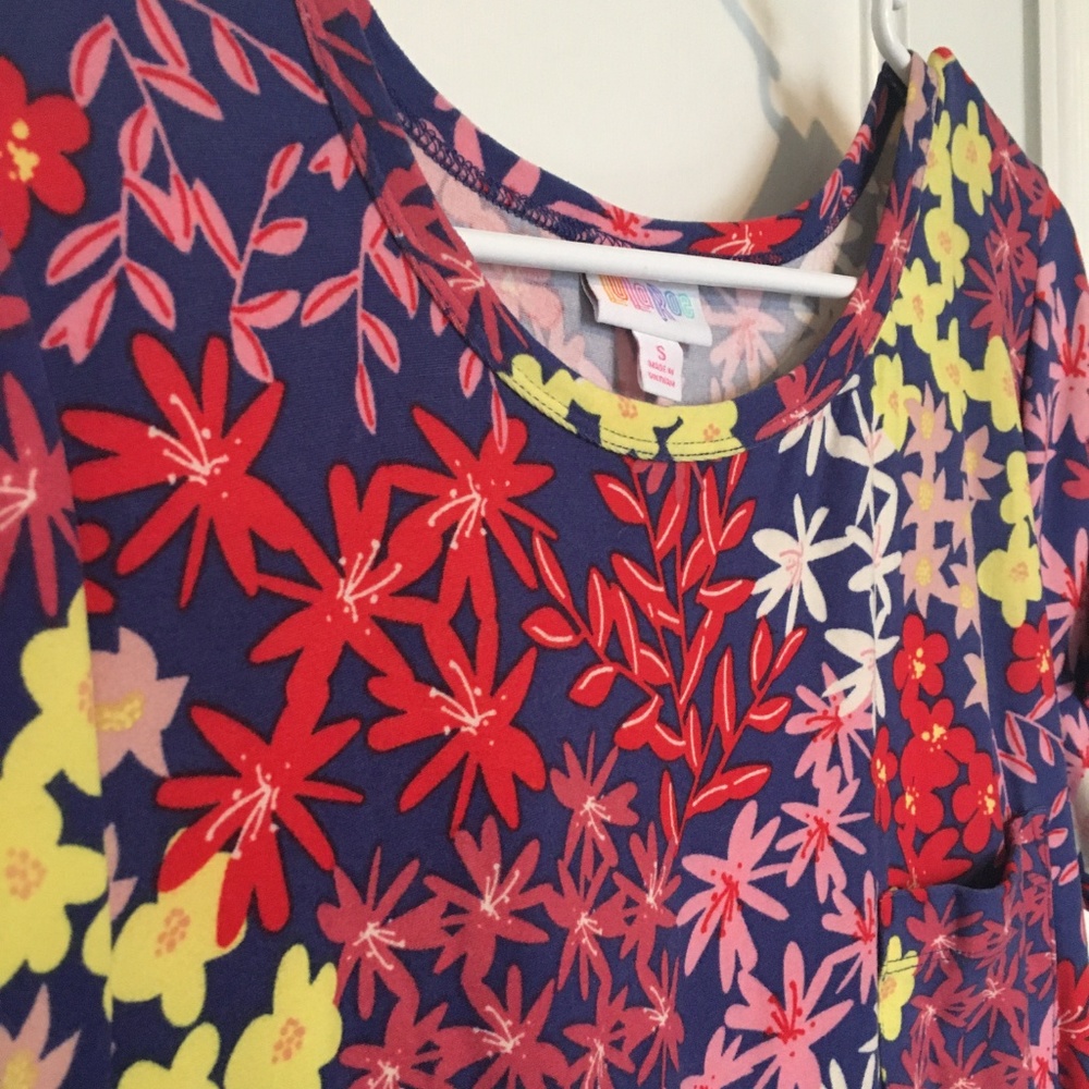 LuLaRoe Carly- Leggings Material- Very Soft